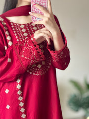 Maroon Embroidered 3PC 26NS022