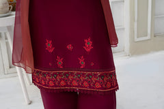 Mahira – Maroon Embroidered 3 pc (26NS019)