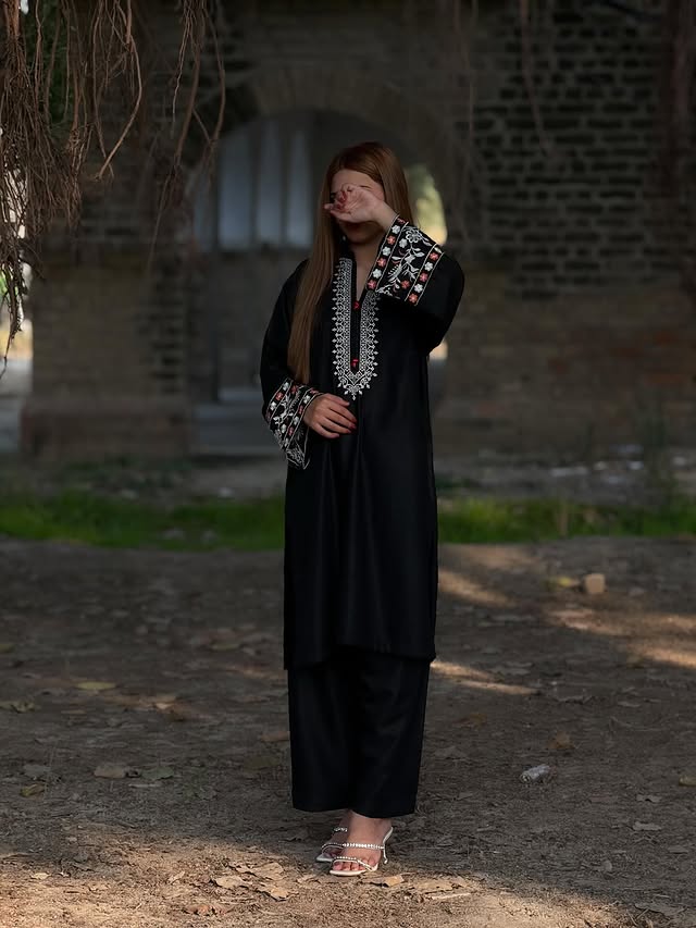 komal Embroidered 2 pc