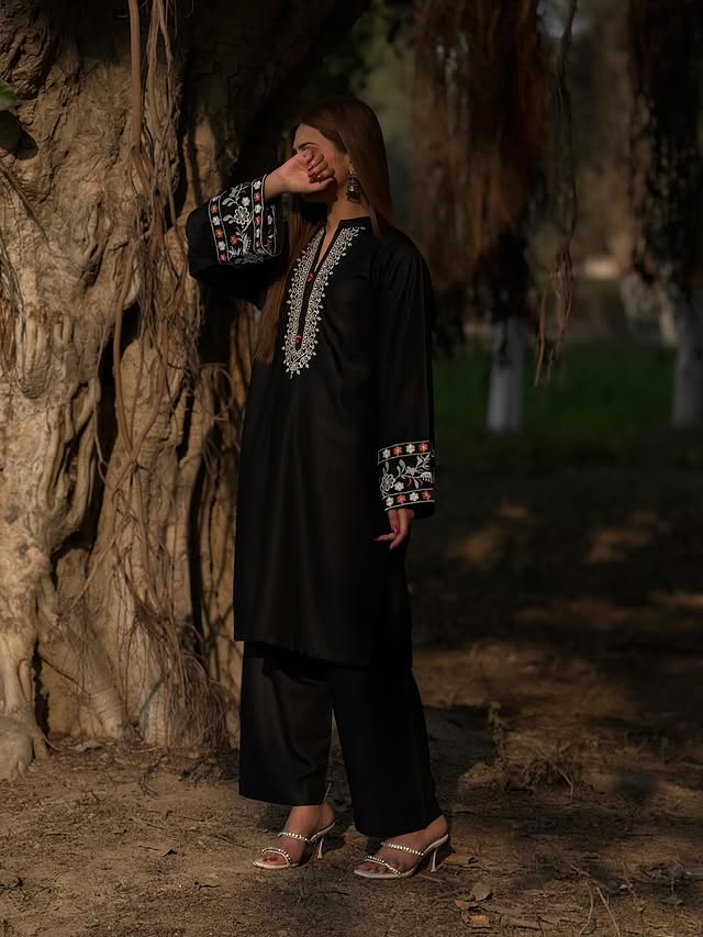 komal Embroidered 2 pc