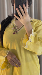 Avo Embroidered 2PC (Short Shirt with Farshi Shalwar)