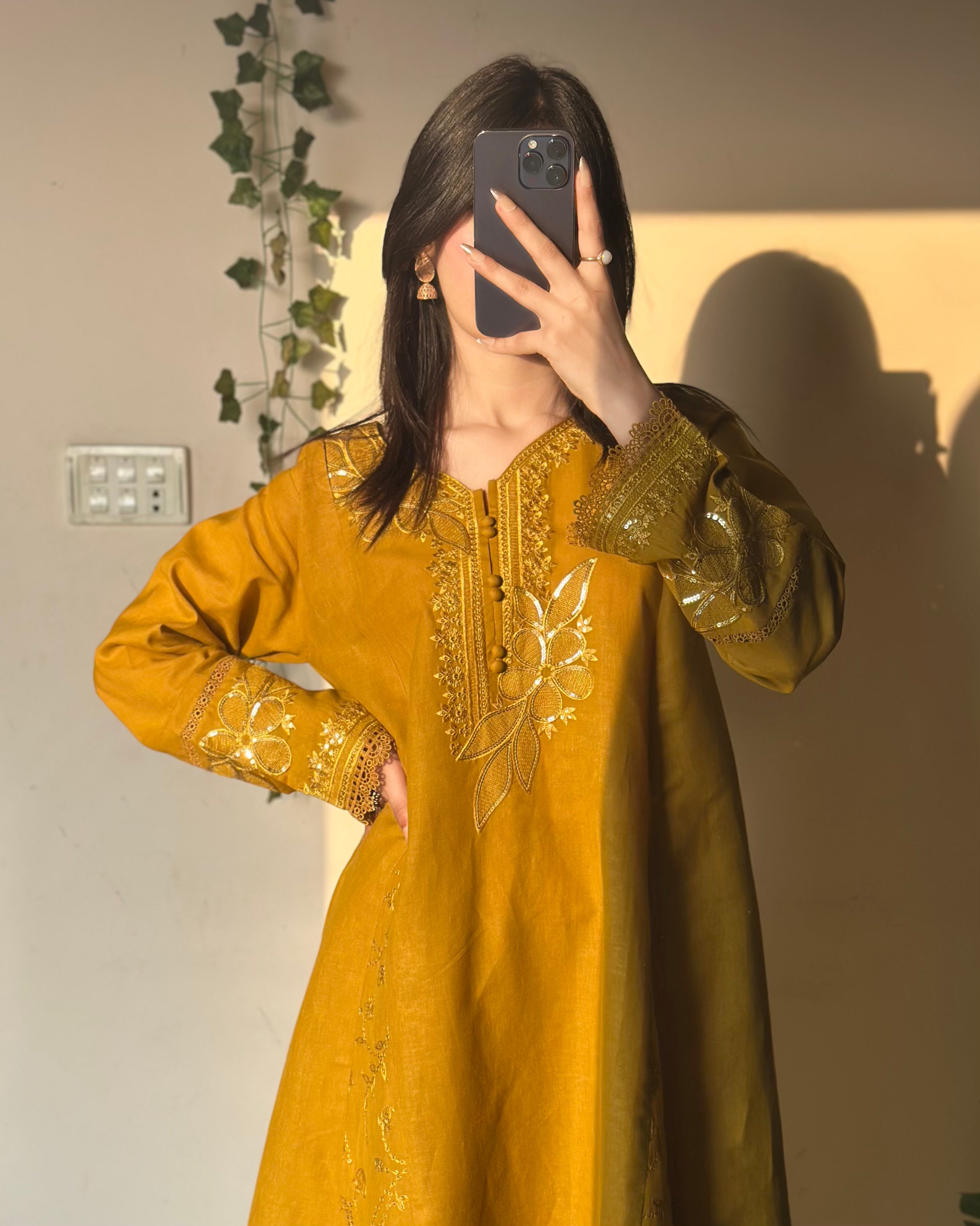 Heer  Frock Embroidered 3 pc