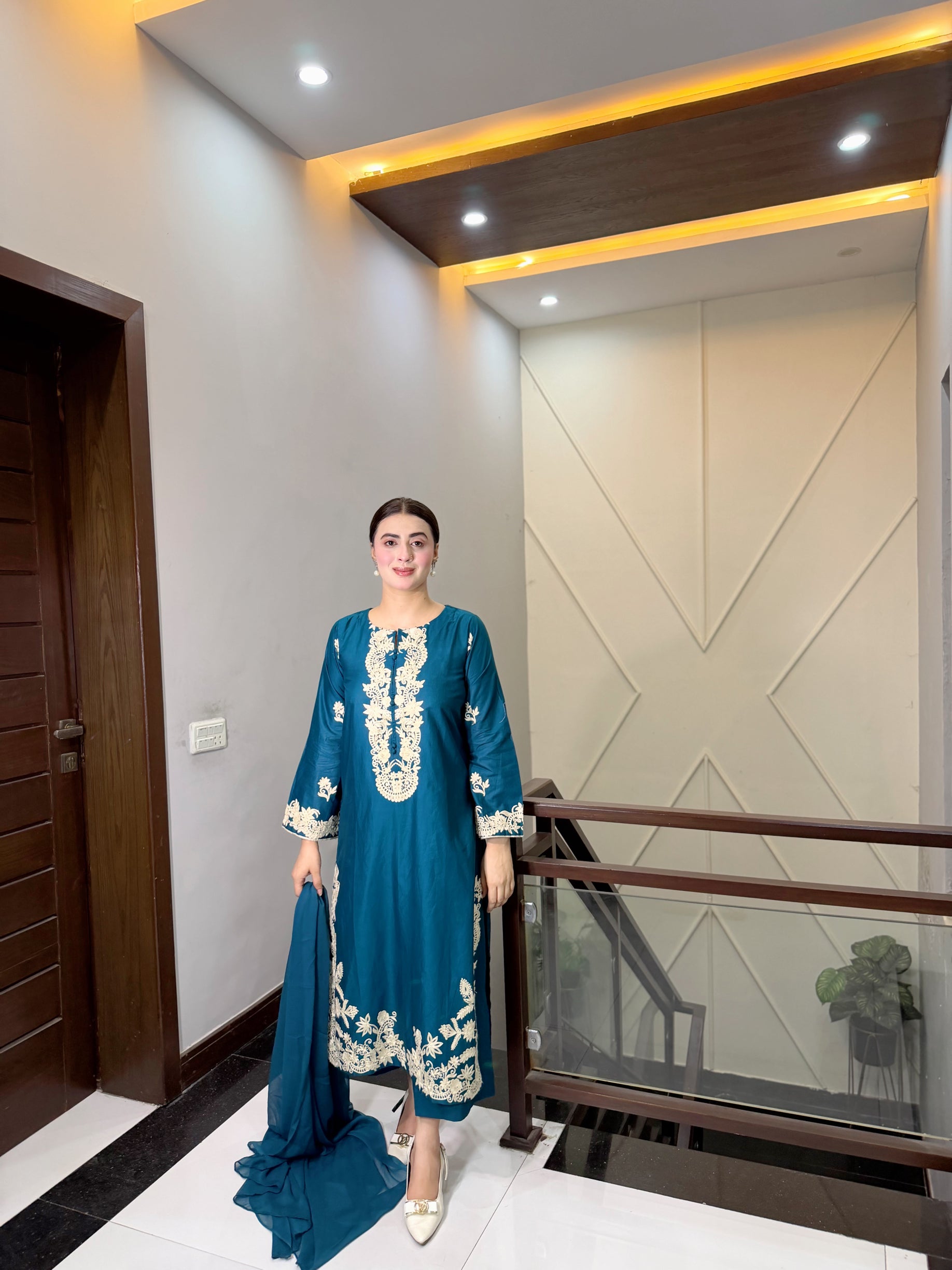 Zareen Embroidered 3 pc