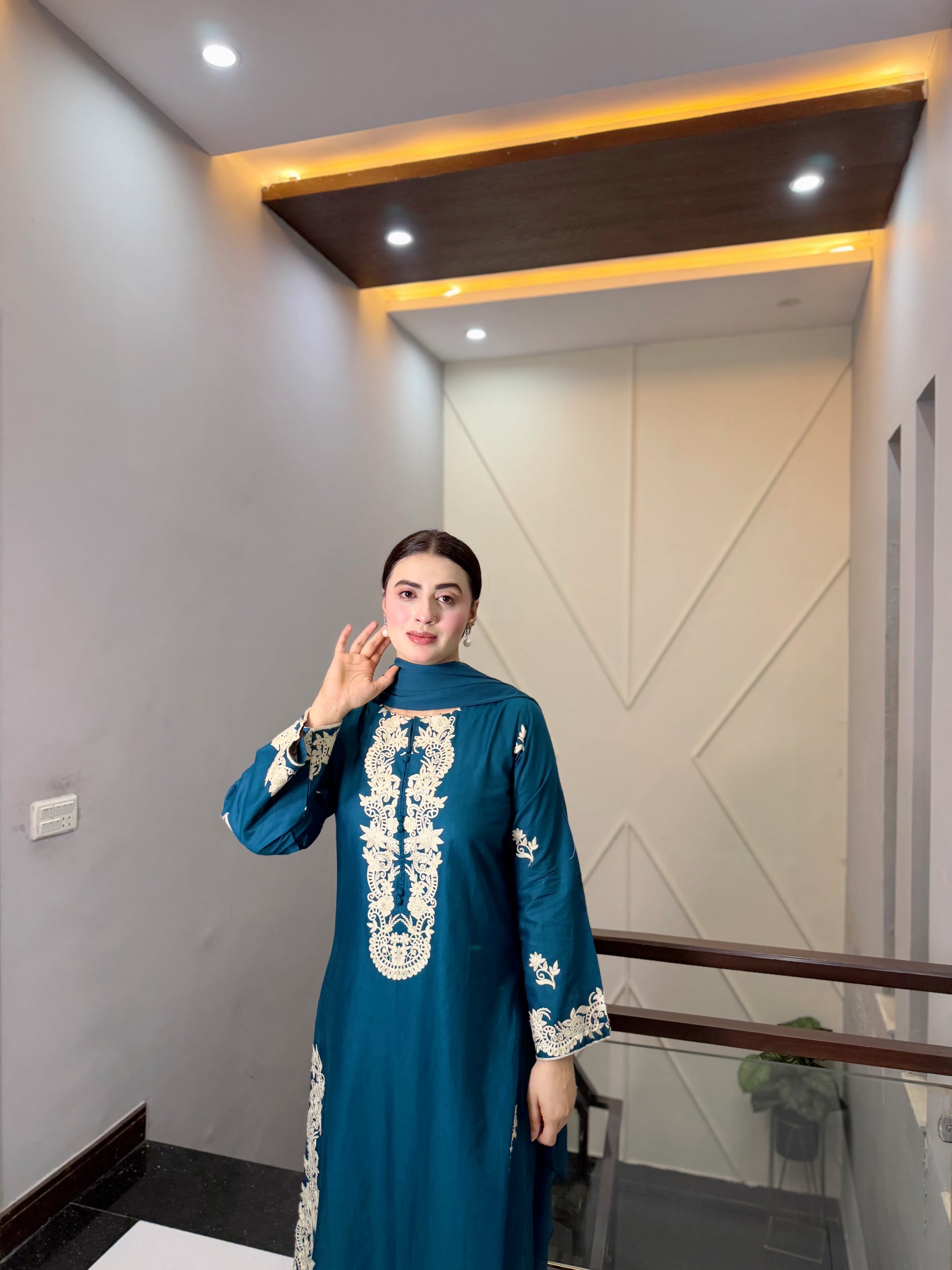 Zareen Embroidered 3 pc