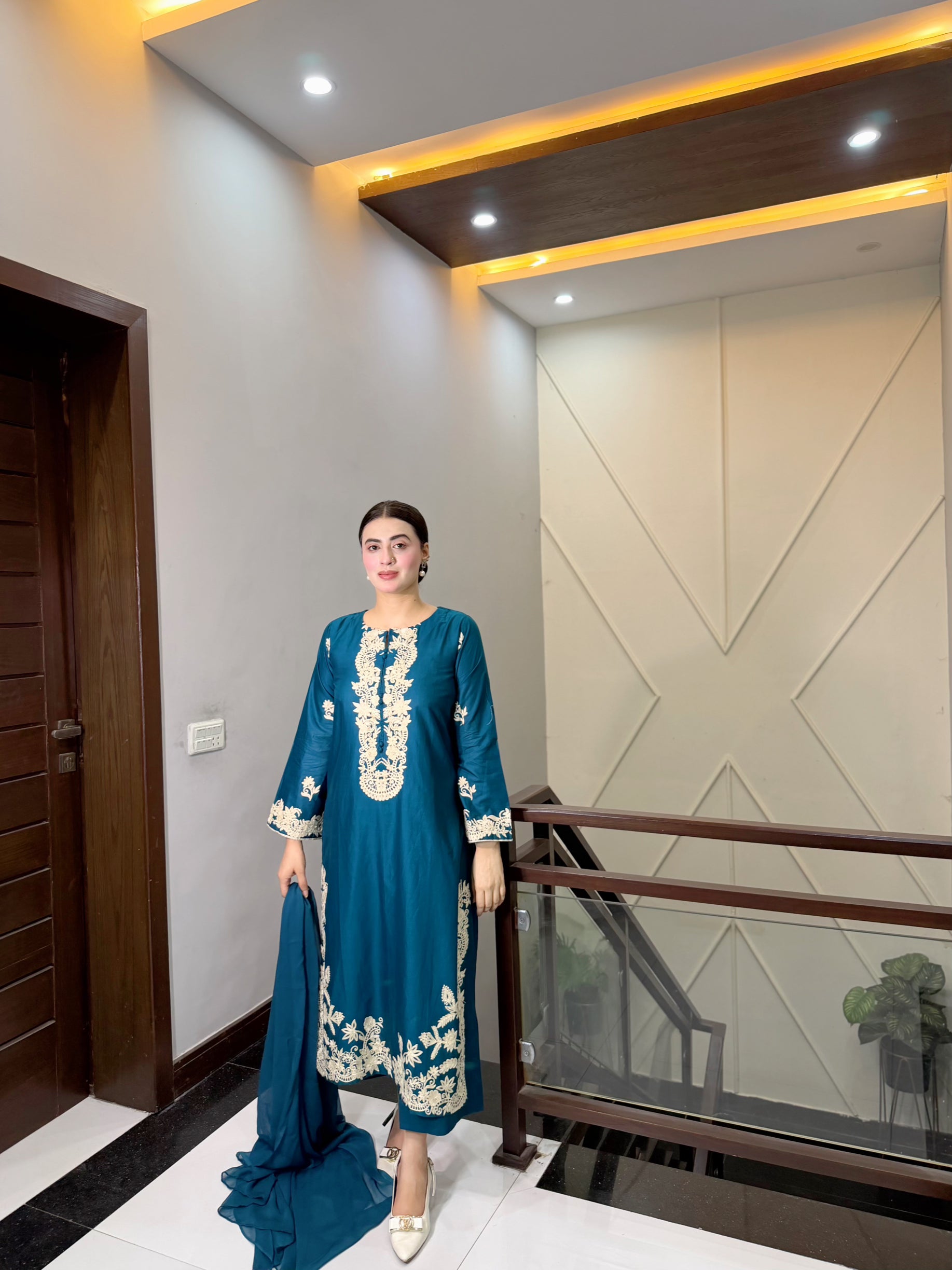 Zareen Embroidered 3 pc