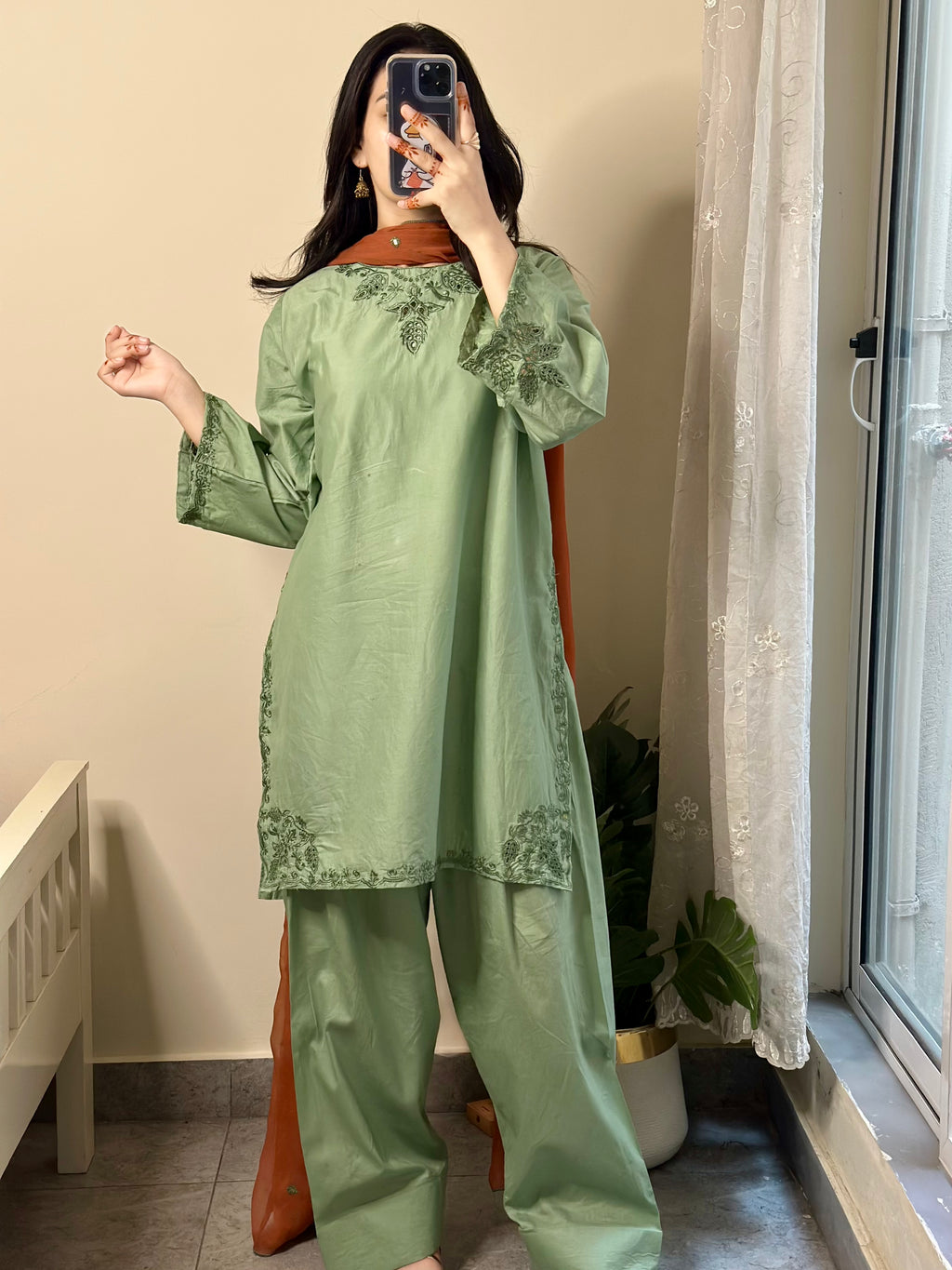 Hayat - 3pc (Short Shirt with Farshi Shalwar)