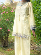 Aqxa 2-Piece (Short shirt with Farshi shalwar)