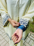 Aqxa 2-Piece (Short shirt with Farshi shalwar)