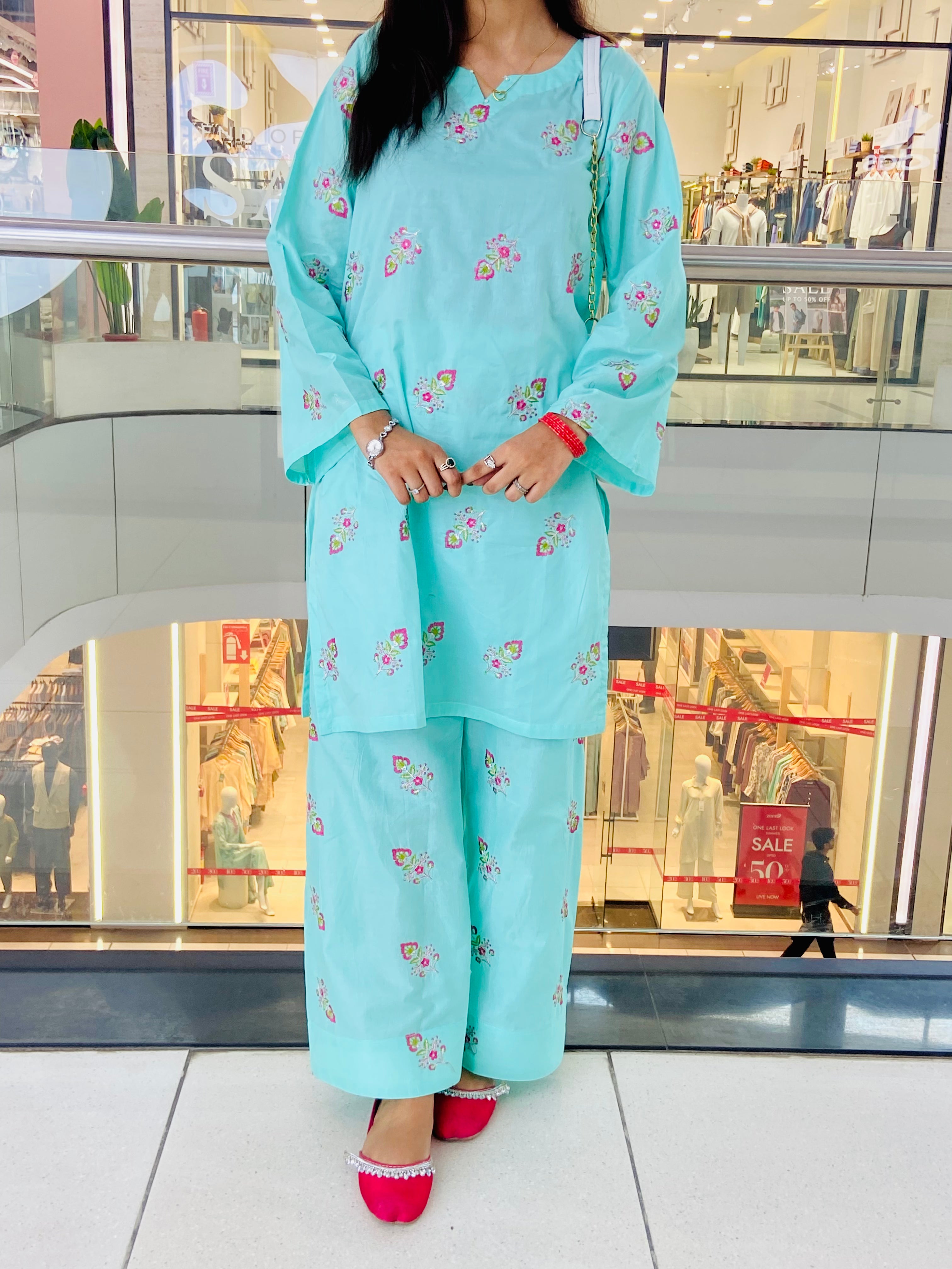Sehar 2-Piece (Short shirt with Farshi Shalwar)