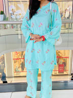 Sehar 2-Piece (Short shirt with Farshi Shalwar)