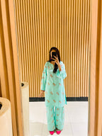 Sehar 2-Piece (Short shirt with Farshi Shalwar)