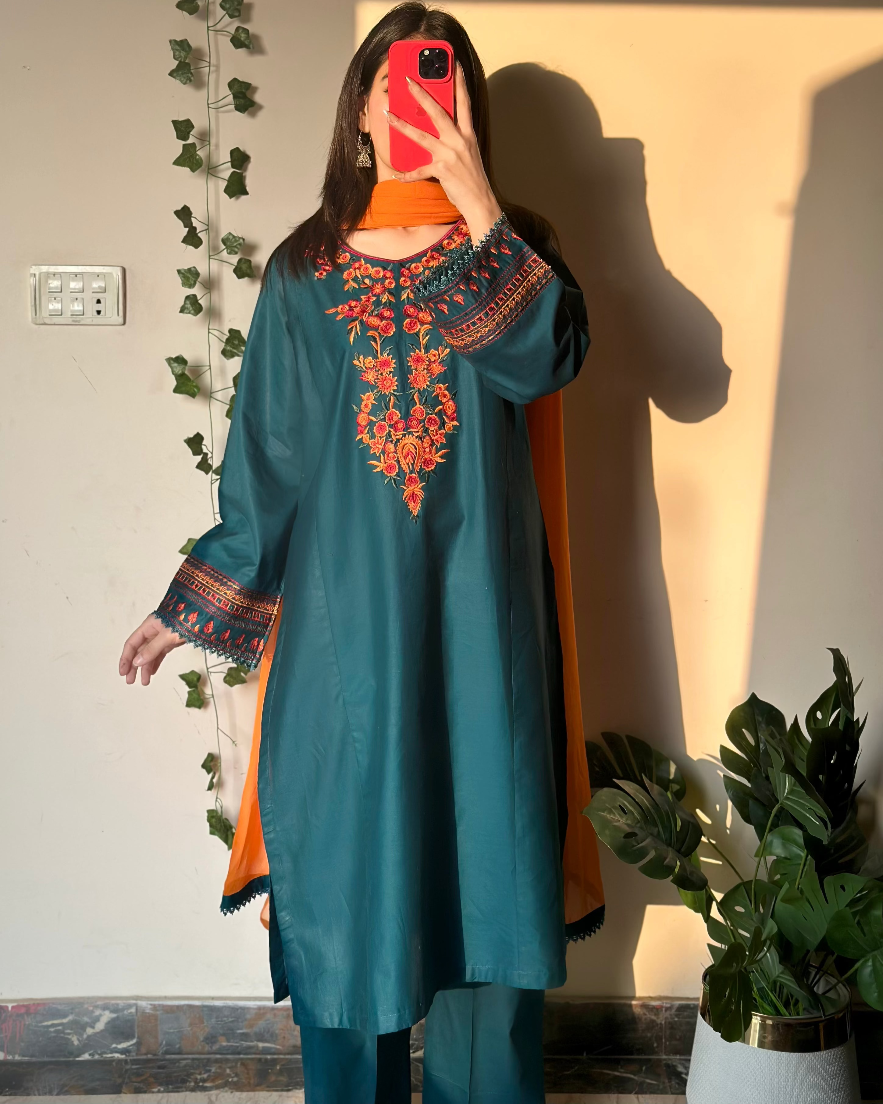 Maheen  Embroidered 3 pc