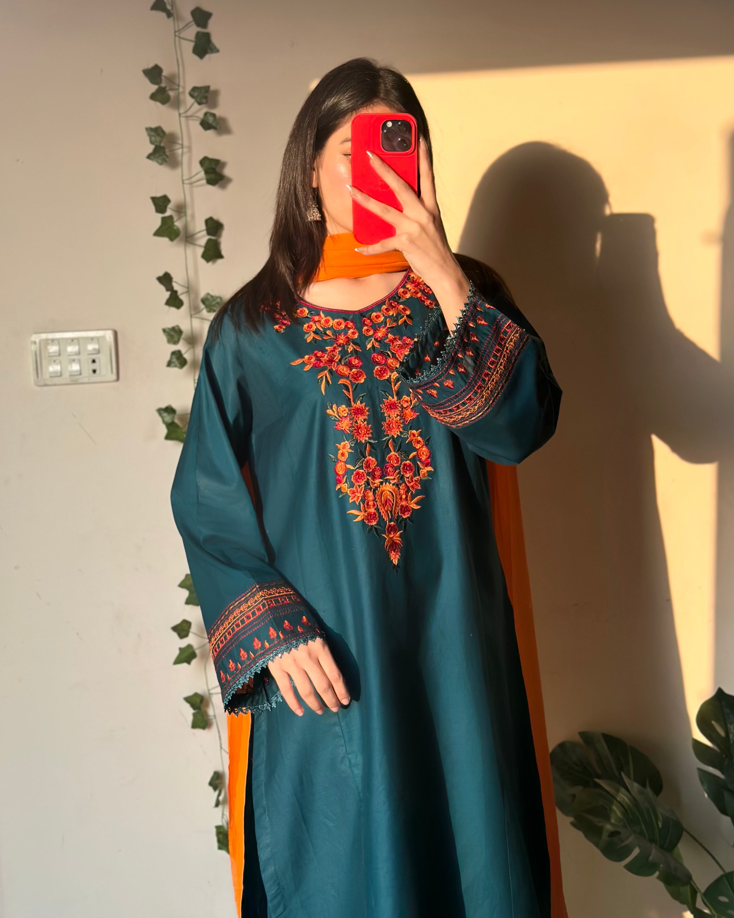 Maheen  Embroidered 3 pc