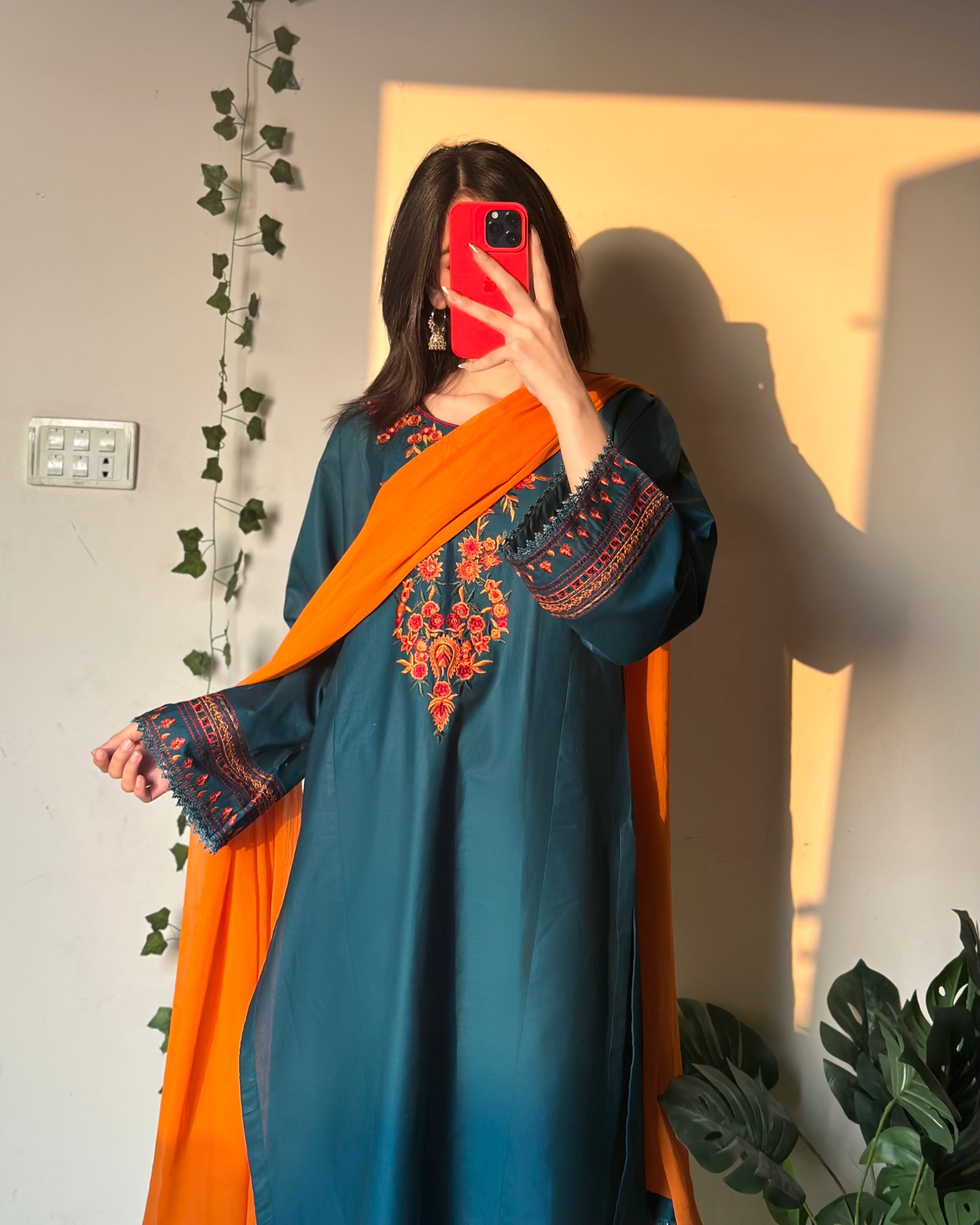 Maheen  Embroidered 3 pc