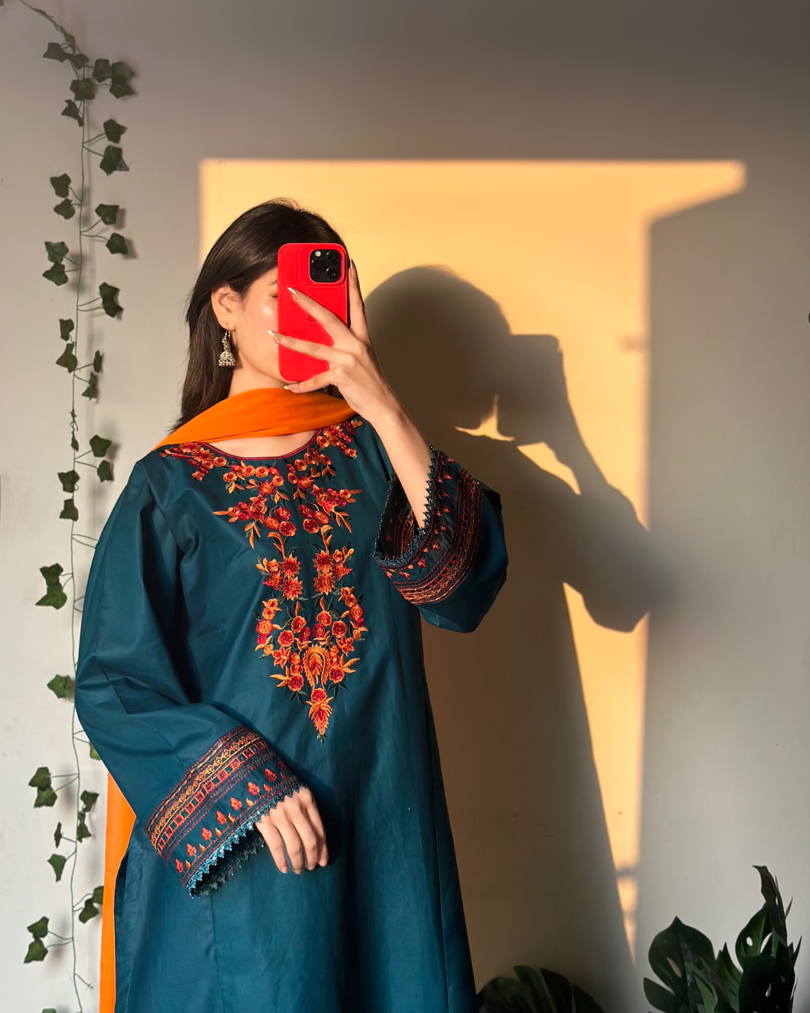 Maheen  Embroidered 3 pc