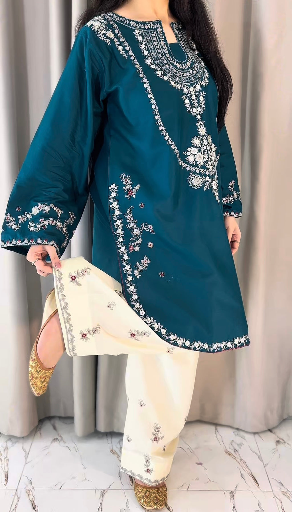 Mehnaaz - 2Pc (Short Shirt with Farshi Shalwar)