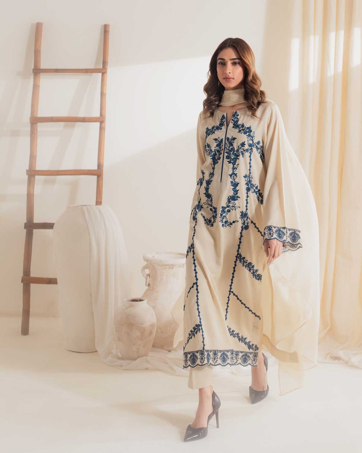 Moon off white Embroidered 3PC